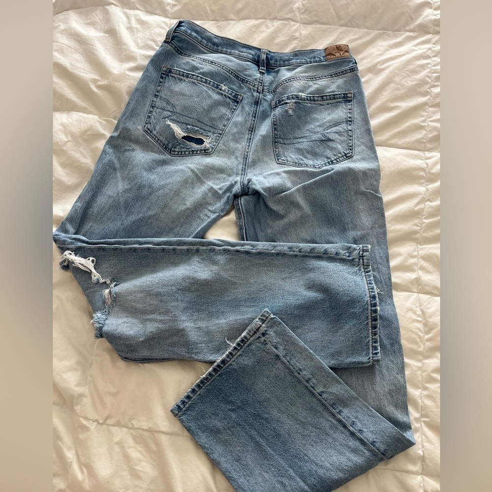 American Eagle Light Blue Denim Jeans